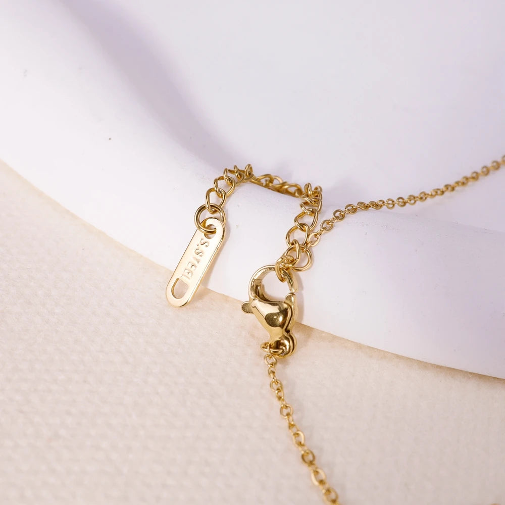 SPHÍNX RUBIN & GOLD NECKLACE